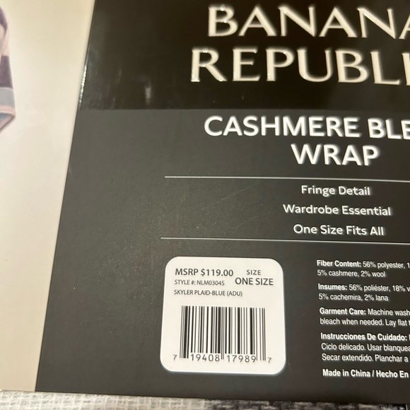 Banana Republic cashmere blend wrap shawl - Picture 5 of 6